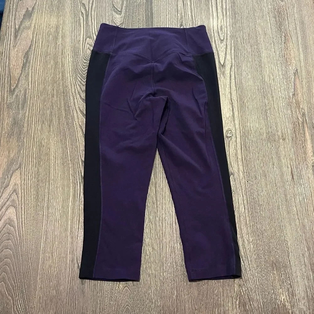 Nike Pants Dri Fit Leggings Mid Rise Athletic Cropped Purple Black Size Medium